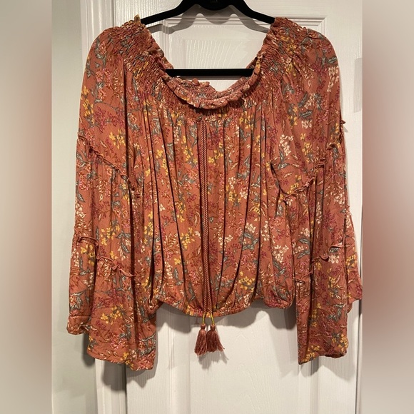 NWT Wonderly Size XL Mauve Floral Off The Shoulder Batwing Sleeve Peasant Top - Picture 1 of 11